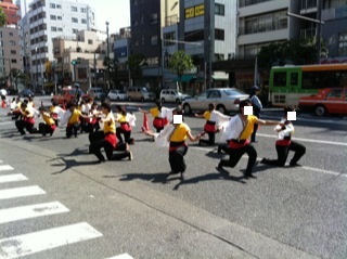 深川よさこい祭り永代通り3.jpg